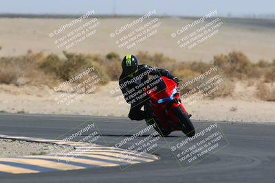 media/Mar-28-2022-Superbike Trackdays (Mon) [[b8603d0f67]]/Open Track Time/Turn 16/